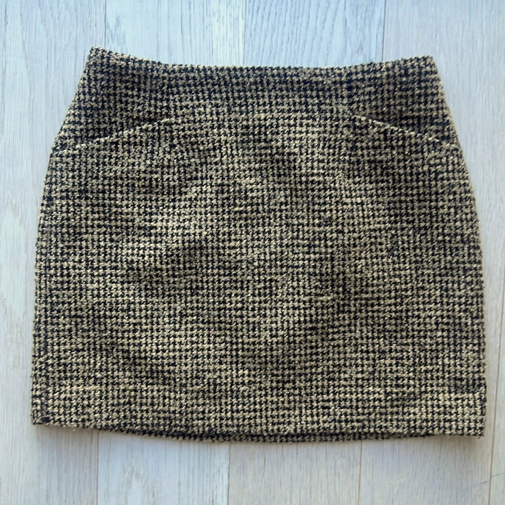 MANGO Short Skirt Pattern w/ Pockets (S)